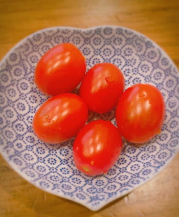 すっぱいトマト